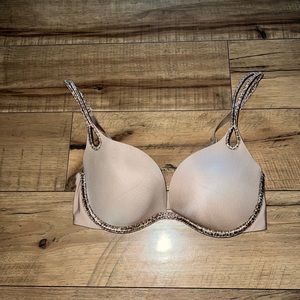 tan victoria’s secret bra